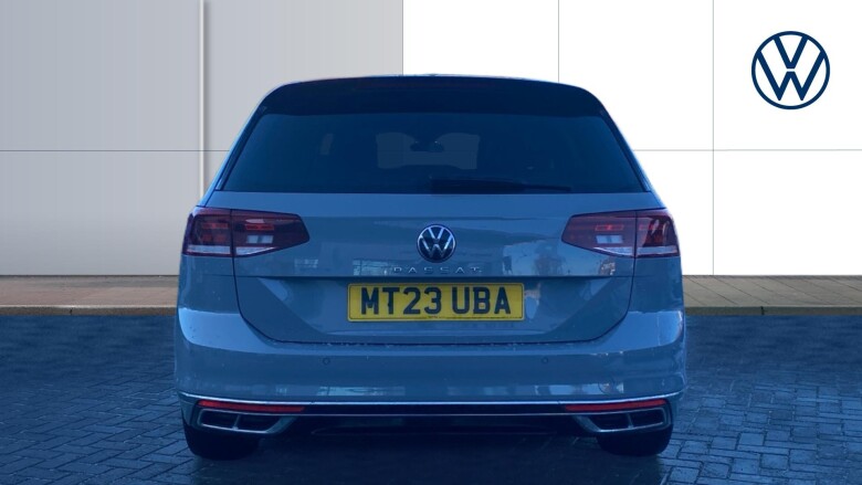 Volkswagen Passat 2.0 TDI EVO SCR R-Line 5dr DSG Diesel Estate